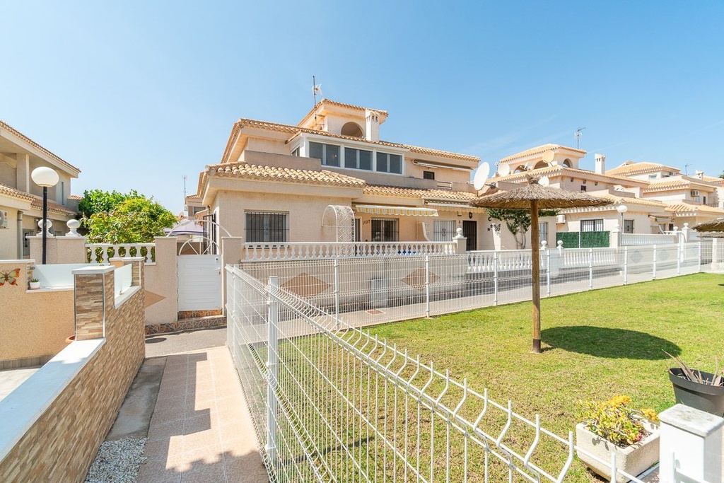 [453] Casa adosada en Playa Flamenca, Orihuela Costa